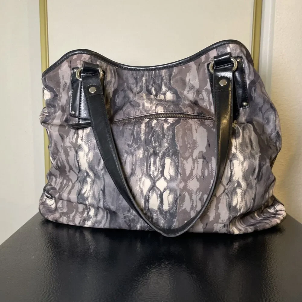 Vintage Etienne Aigner Black Canvas w/Faux Leather Black Trim Shoulderbag Purse